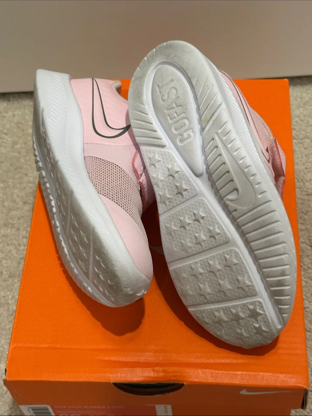 Nike Kids Light Pink Velcro Sneakers